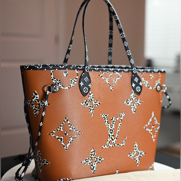 🎉 Authentic Louis Vuitton Monogram Giant Jungle Neverfull MM(No Pouch) - Picture 3 of 16